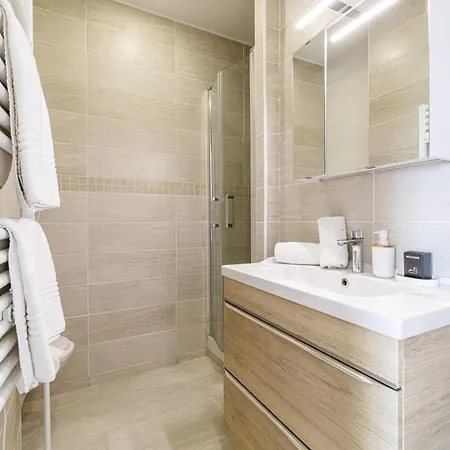 شقة Sea View - Lovely Promenade Des *