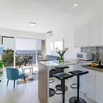 Sea View - Lovely Promenade Des Apartman *
